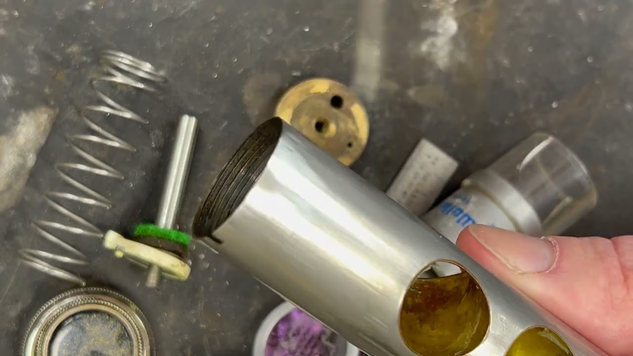 Tuba Piston Design!  How Eastman does it!