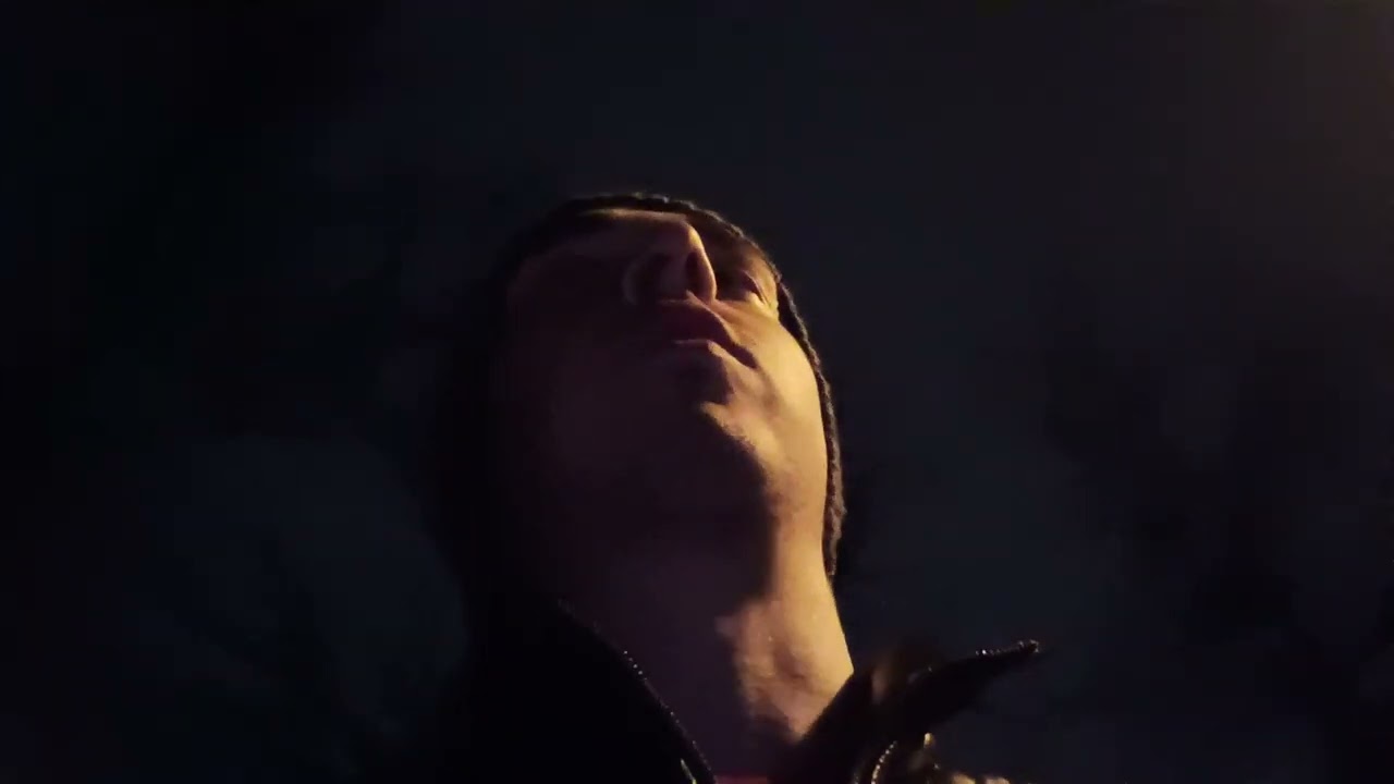 Женщина требует но не соответствует почему так ?