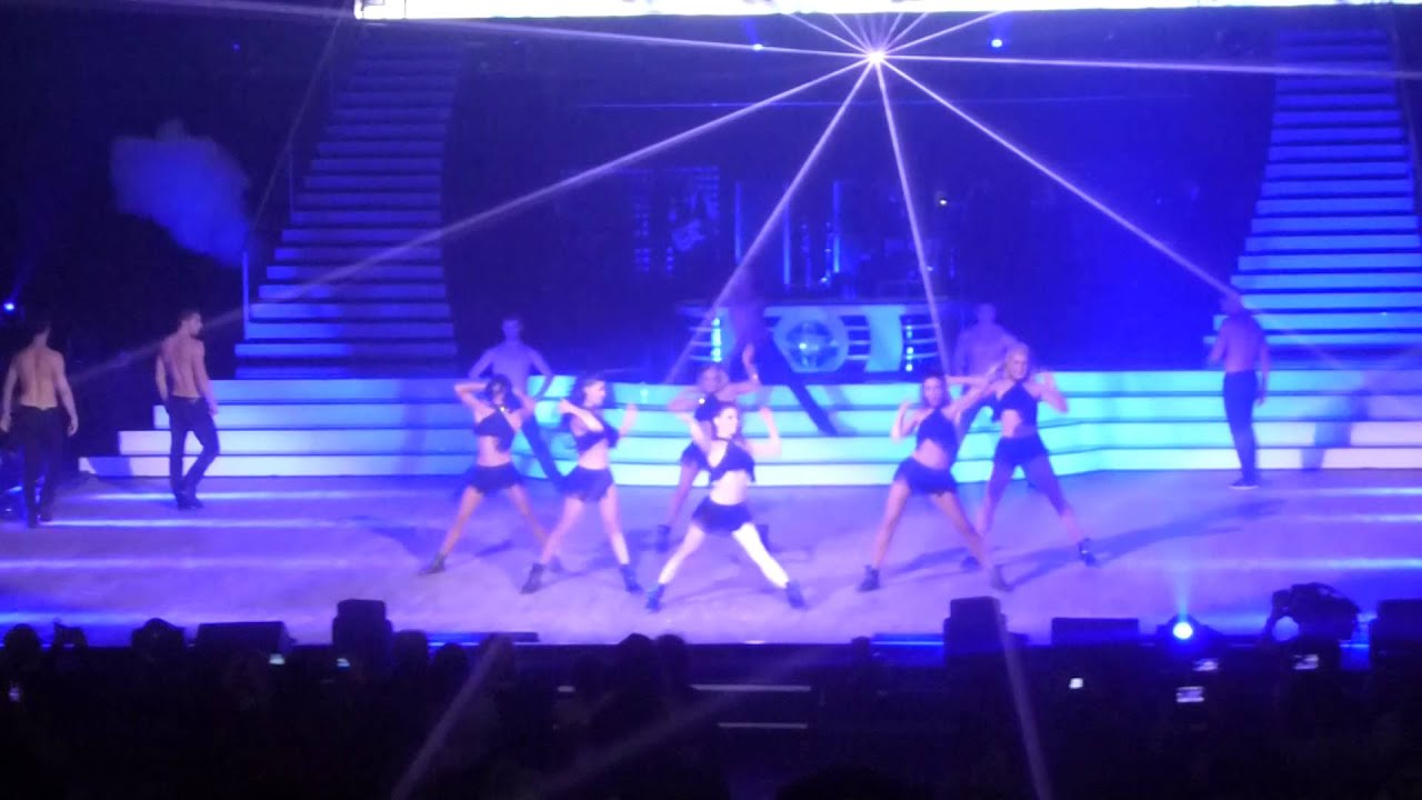 Danse de groupe (danseurs pro) 
