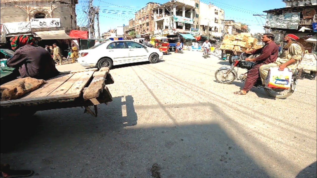 Walking In Busy Street Rawalpindi @EastWalks