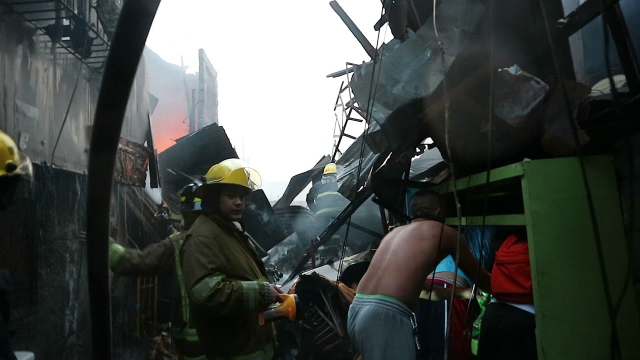 Sumiklab ang isang sunog sa residential area sa Brgy. Tatalon, Quezon City