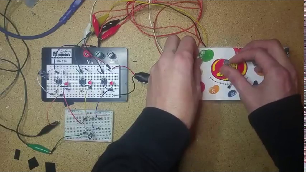 Simple 555 Based Drone Synth