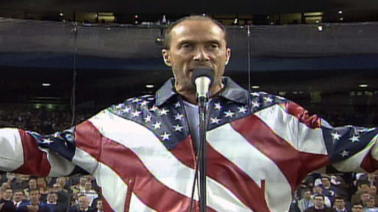 2001 WS Gm4: Lee Greenwood sings 