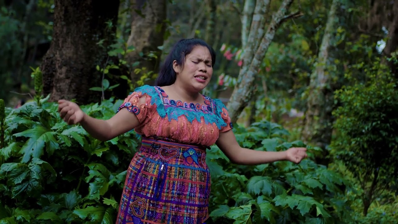 Hay un hogar - Luciana Ajanel