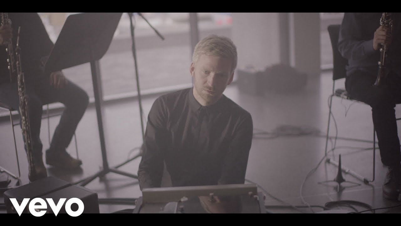 Ólafur Arnalds - Öldurót ft. Atli Örvarsson, SinfoniaNord
