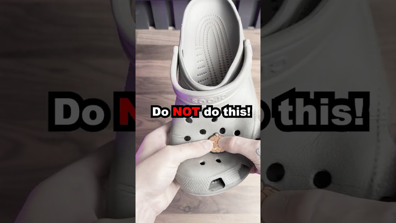 How to Insert and Remove Crocs Jibbitz Charms Correctly