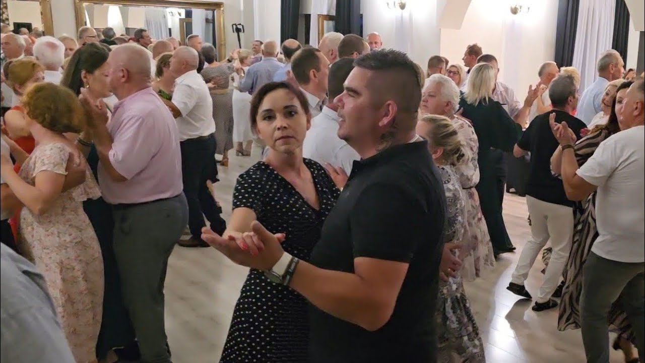 15 czerwca 2024 PRZEPIĘKNA STARA MELODIA, można się rozmarzyć, CYGANKA WRÓŻY Z KART
