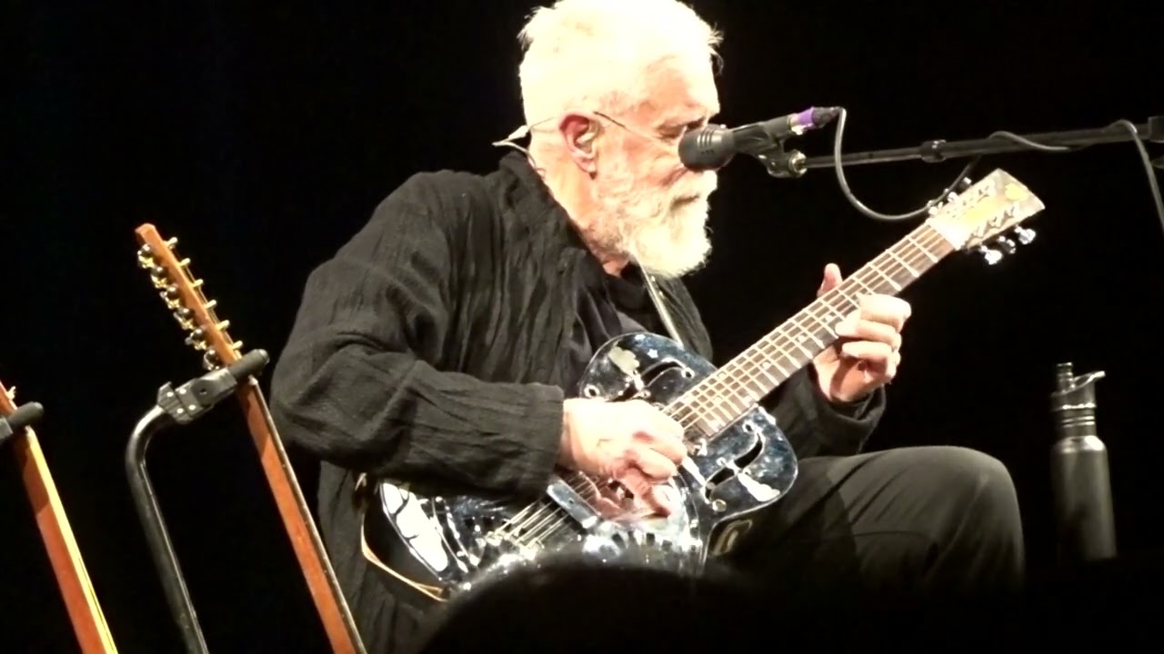 Bruce Cockburn - 