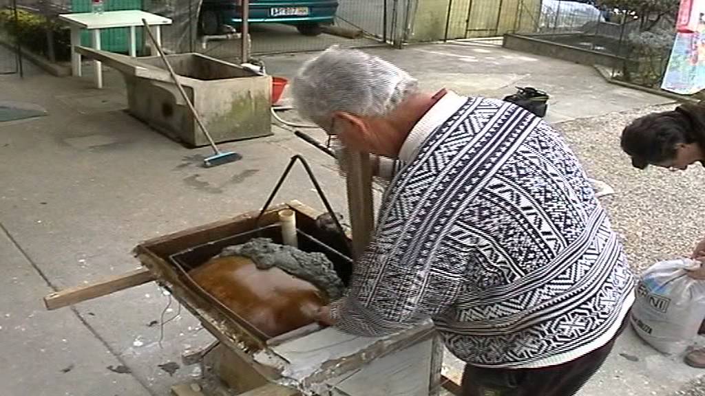 1. Costruzione dell'orologio emisferico verticale - Aiello 2001