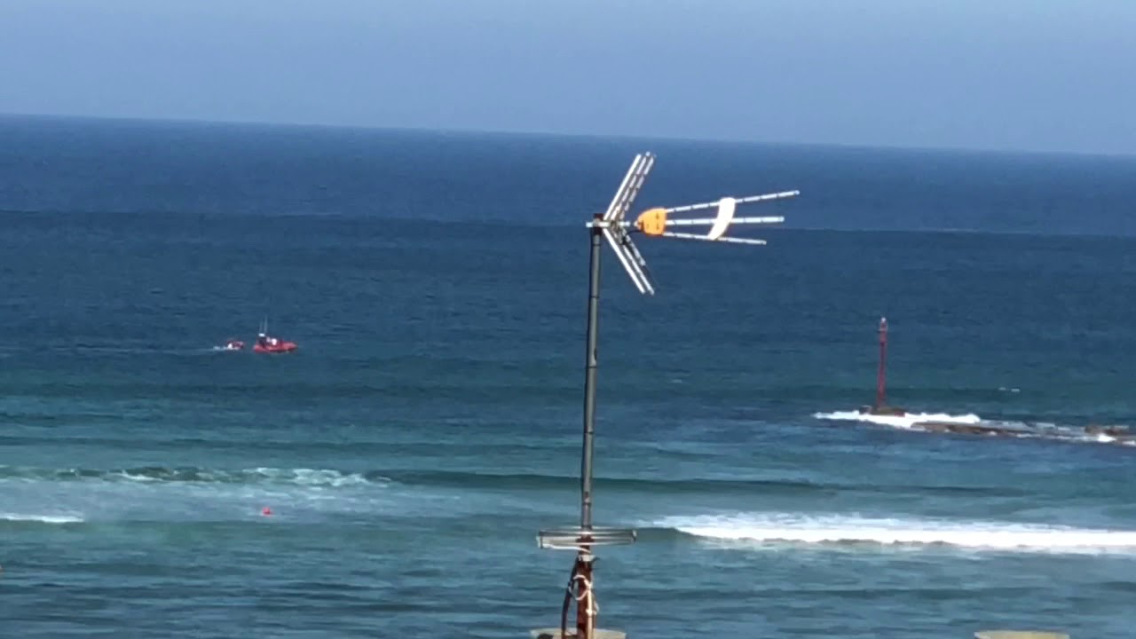 Rescate de Barco Pesquero en Suances