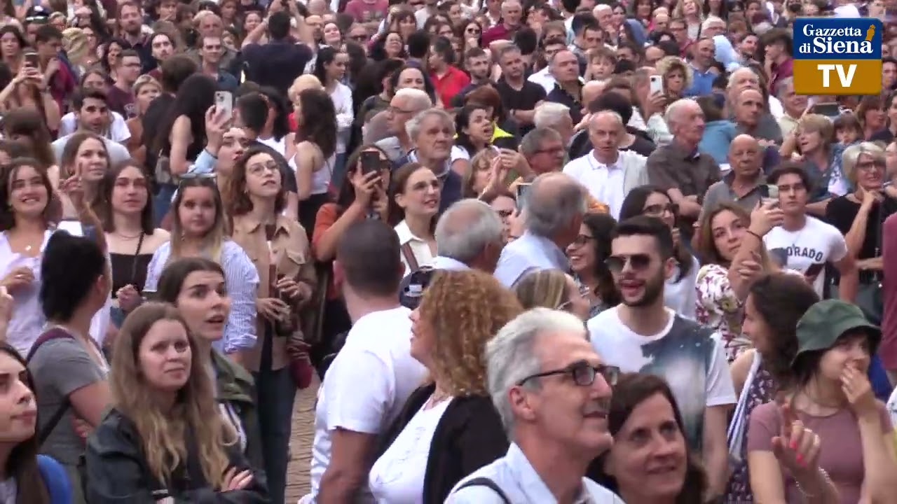 𝑰 𝑷𝑶𝑷𝑶𝑳𝑰 𝑹𝑨𝑪𝑪𝑶𝑵𝑻𝑨𝑵𝑶 𝑳’𝑬𝑺𝑻𝑹𝑨𝒁𝑰𝑶𝑵𝑬 - Palio di Siena