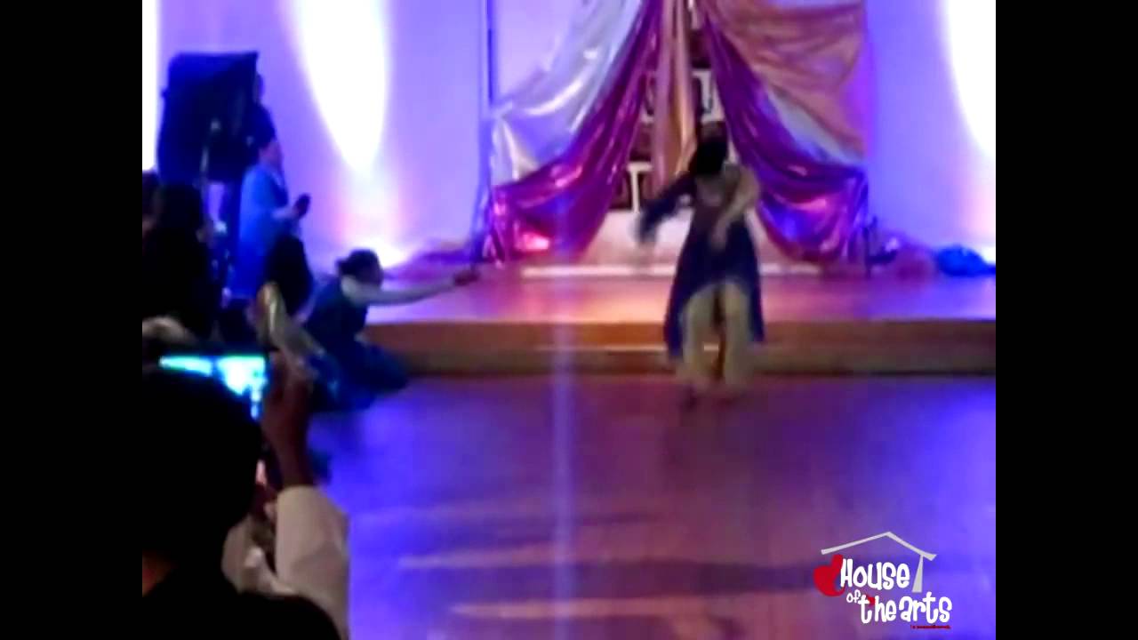 Delki Rosso and House of T'heArts Ministry   Danza Profética The name of Jesus Lifted Hi