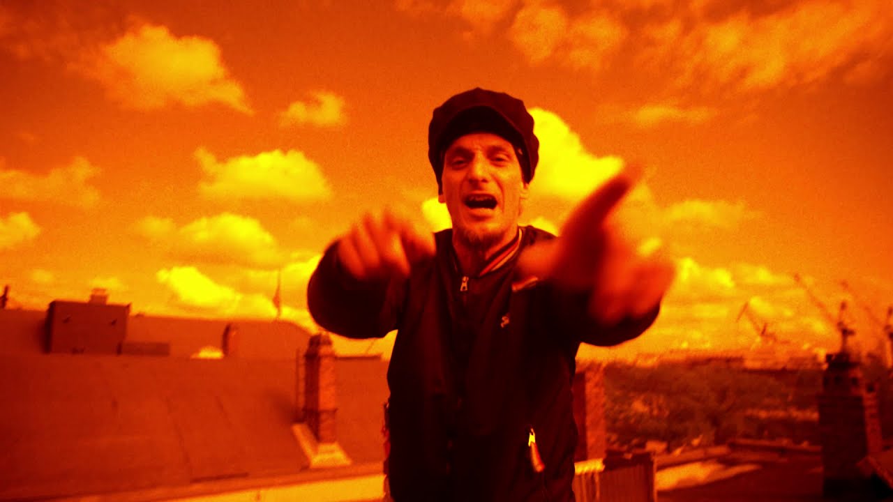 Irie Vibe aka Aaron B - Keep On Moovin On