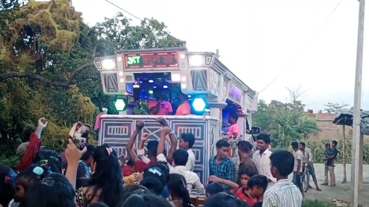 PUDANA SINGER BIPIN AND RAJAN AA JHOOM LE ORCHESTRA GOVIND PUR MANSURCHAK BEGUSARAI 8877897319