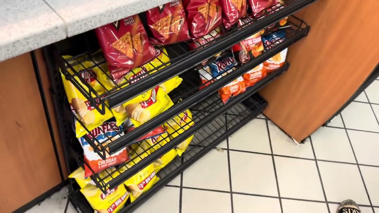 Circle K In Thomasville GA Polar Pop Doritos Dynamites Kinder Joy And Nintendo Gift Card