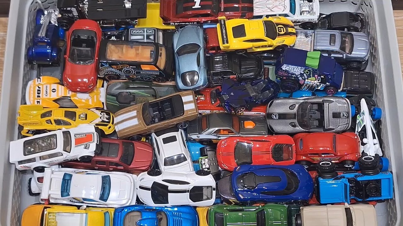 Unboxing Hot Wheels & Matchbox Cars | Relaxing Collection Video