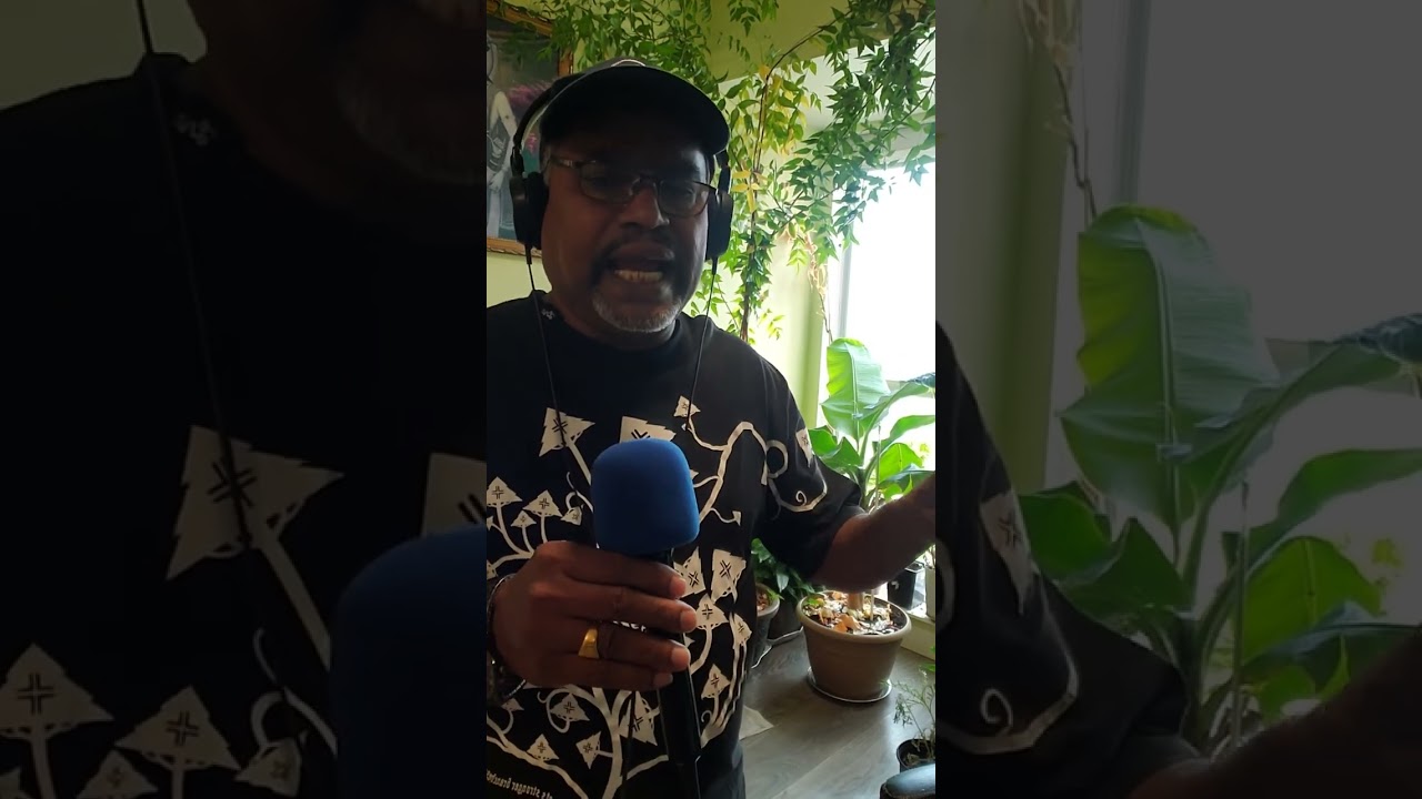 பூமுடிப்பாள்  இந்தபூங்குழழி புது சீர்பெறுவாள் வண்ணத்தெரருவி