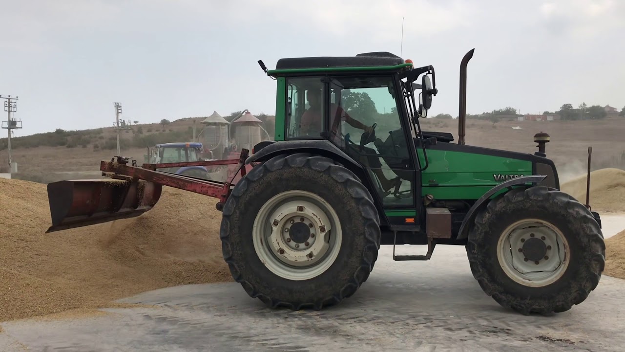 Zehir Gibi Traktör Valtra