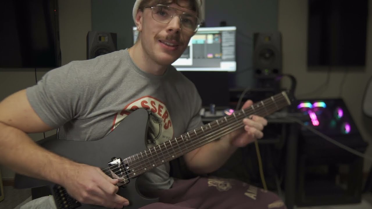 Unbelievable! $300 Headless Guitar Outperforms $1000+ Guitars - EART GW2 Review