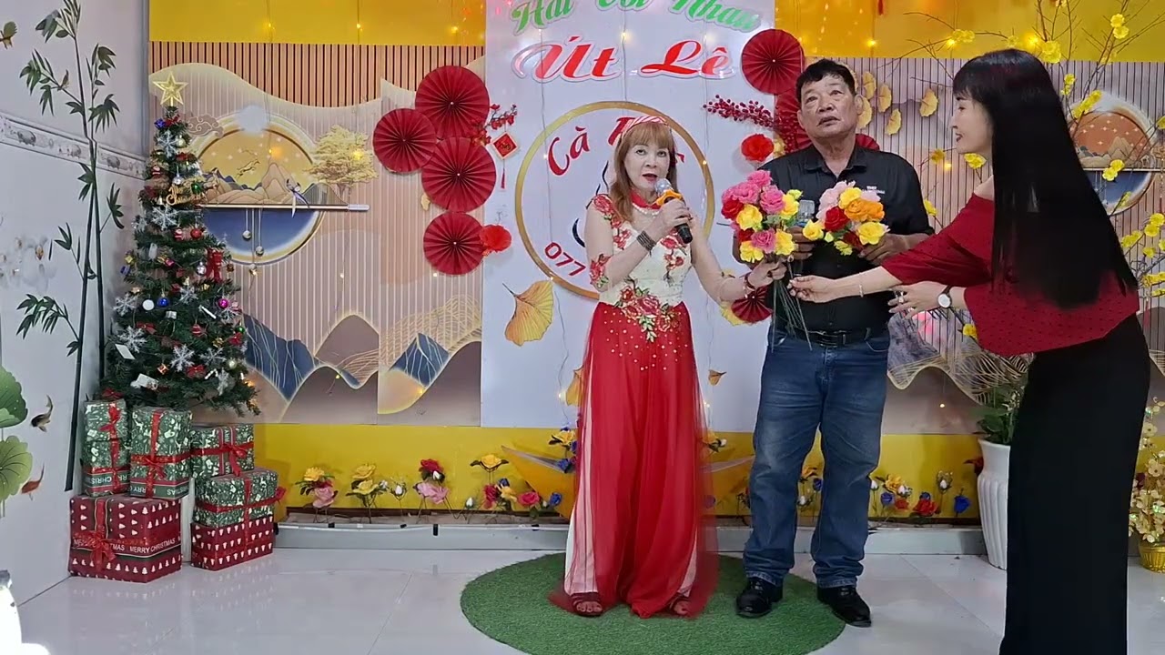 BH : Người Tinh Trên Chiến Trân: TB : Hồng Hoa & Văn Bảo 