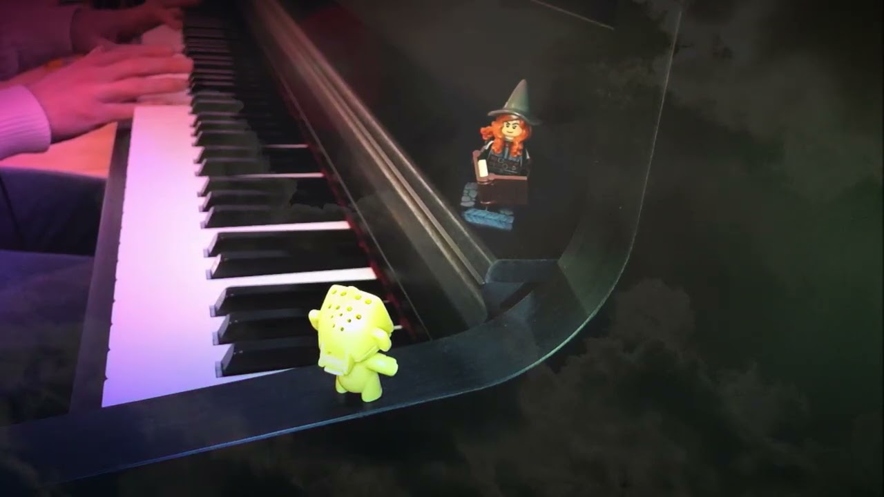 Petite improvisation autour de Lost Thoughts et du Leitmotiv de We Are Incandescent