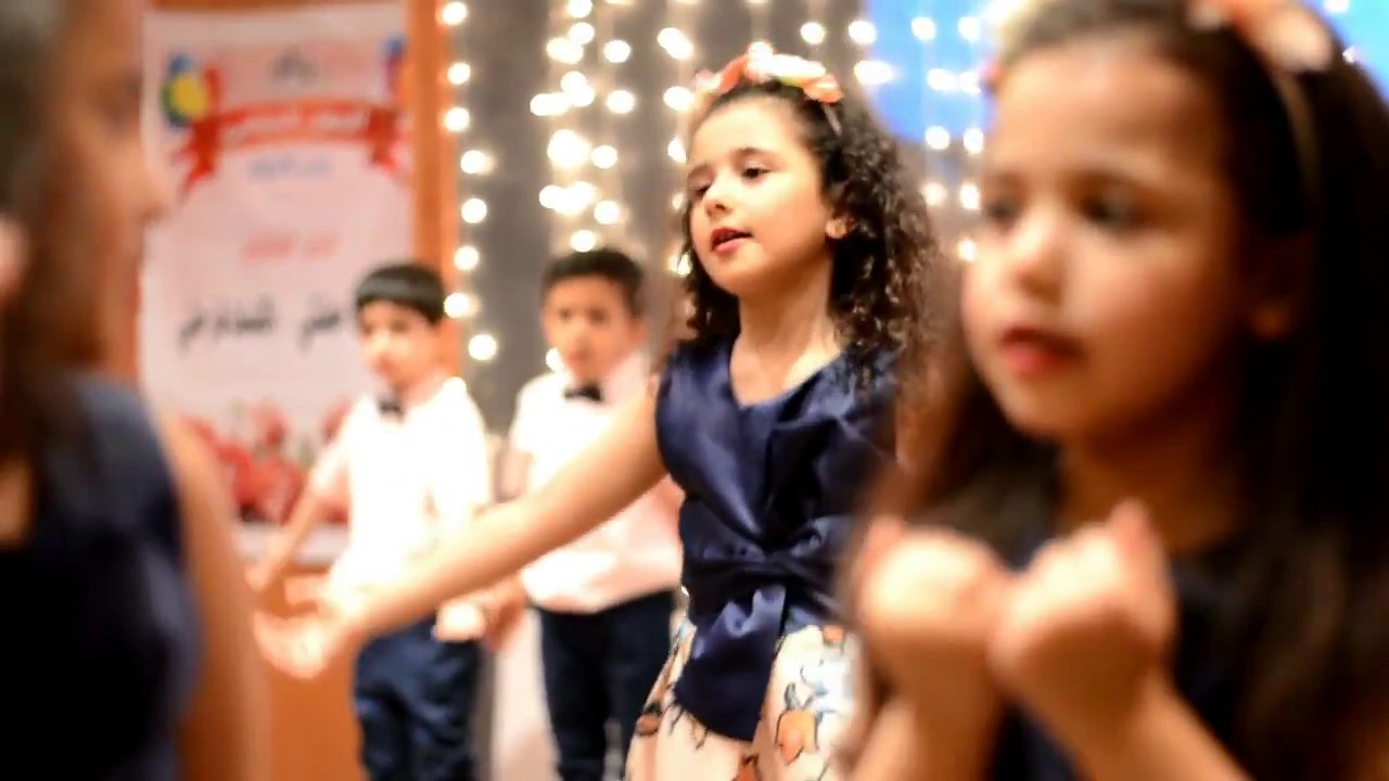 فقرة حلم وطموح_الحفل الختامي (مدارس عهد) 2017