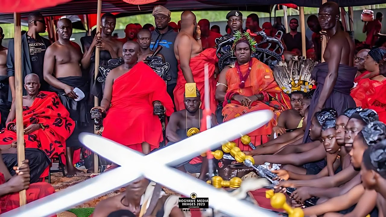 The Royal Twins | Akwamuhene & Dormaahene Mourn The Late Kwahuhene 🔥🐕 Aduana Piesie