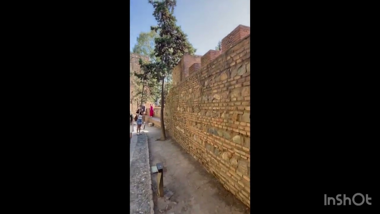 رحلة عبر الزمن في قلعة القصبة بملقا الإسبانية 🇪🇸🇪🇸