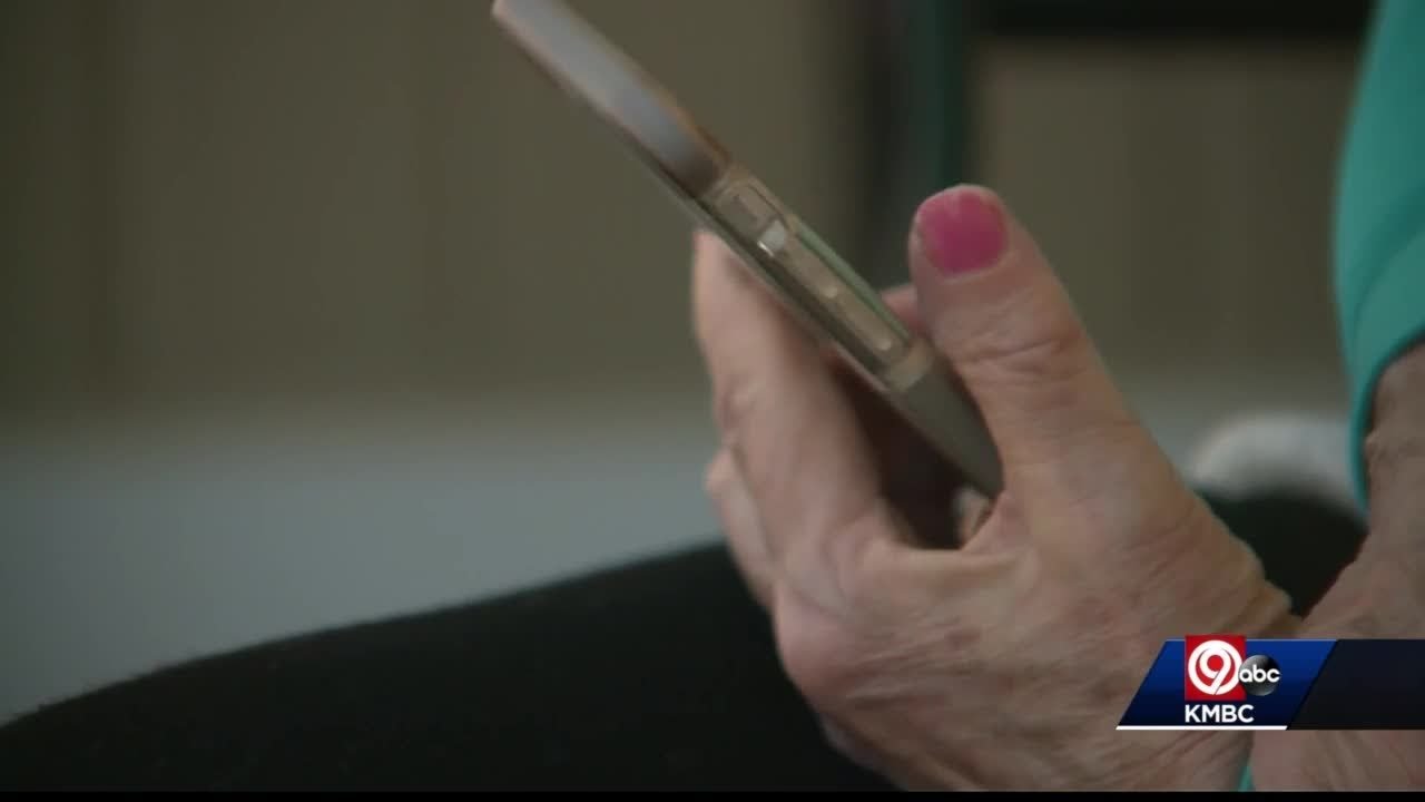 Prairie Village church offers residents way to stay connected