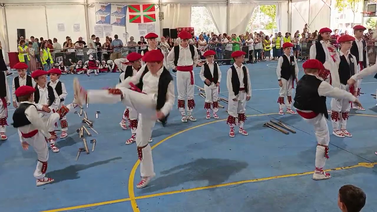 Goialde. Santa Cruz, Sondika 2025. Binako