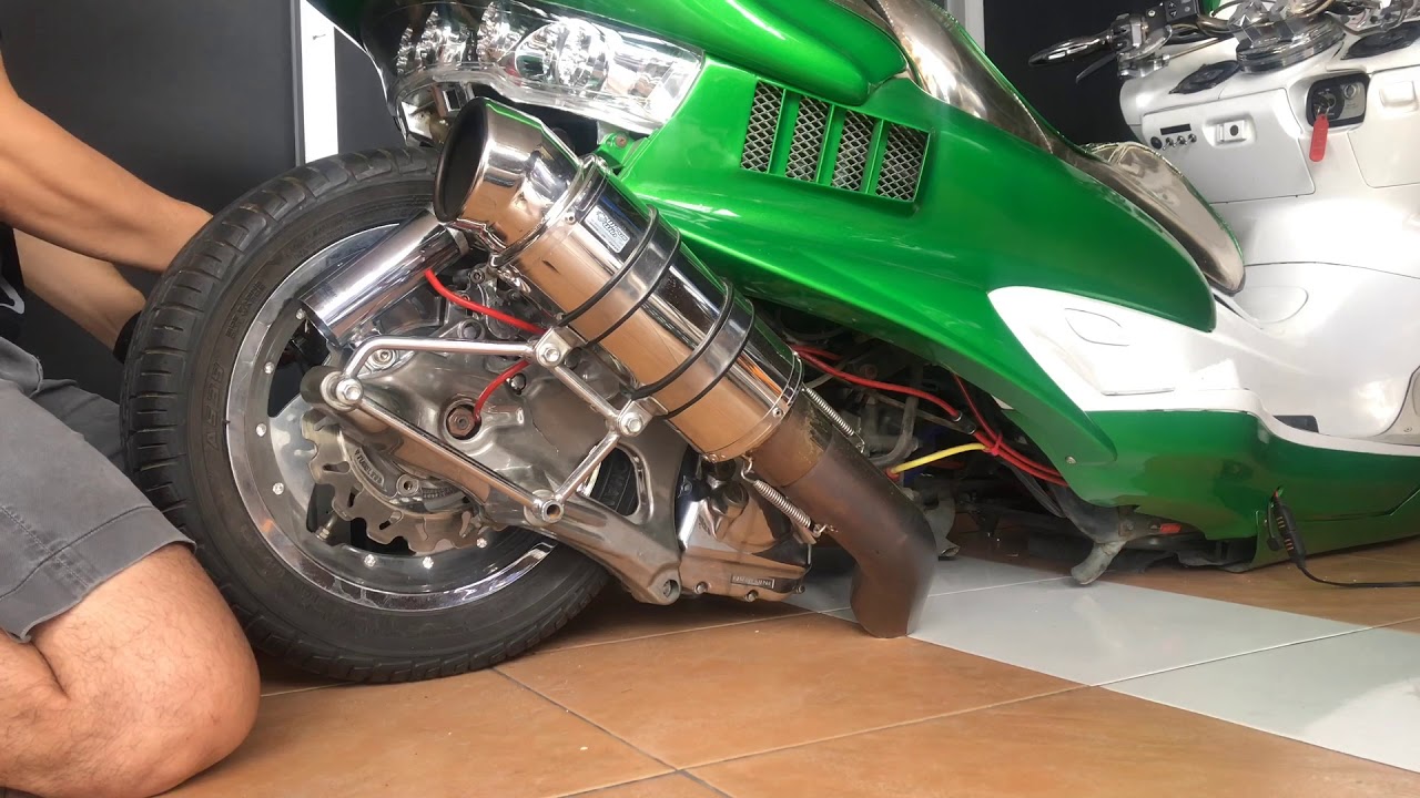 YAMAHA CUSTOM SCOOTER AIR SUSPENSION