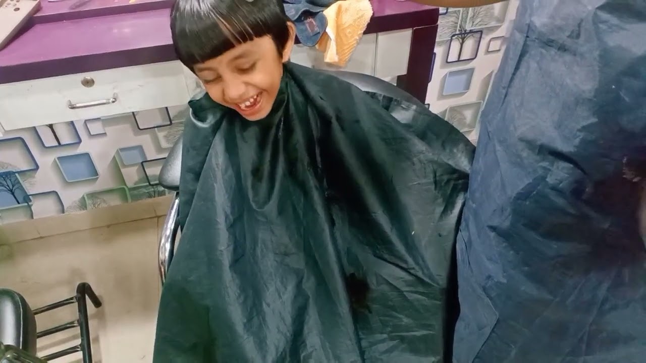 How to make baby girl hair cutting //easy hair cutting //💇✂️