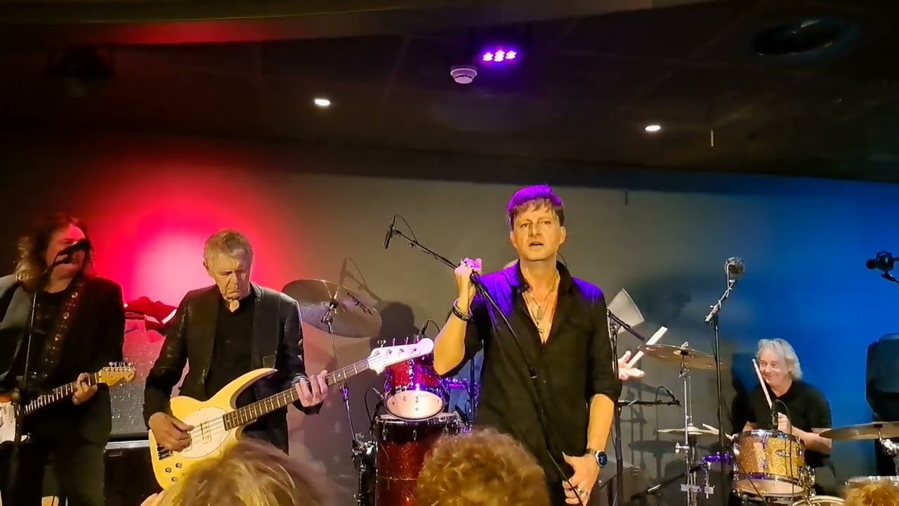 The Clarks ft Cesar Zuiderwijk & Rinus Gerritsen (Golden Earring) Long Blond Animal