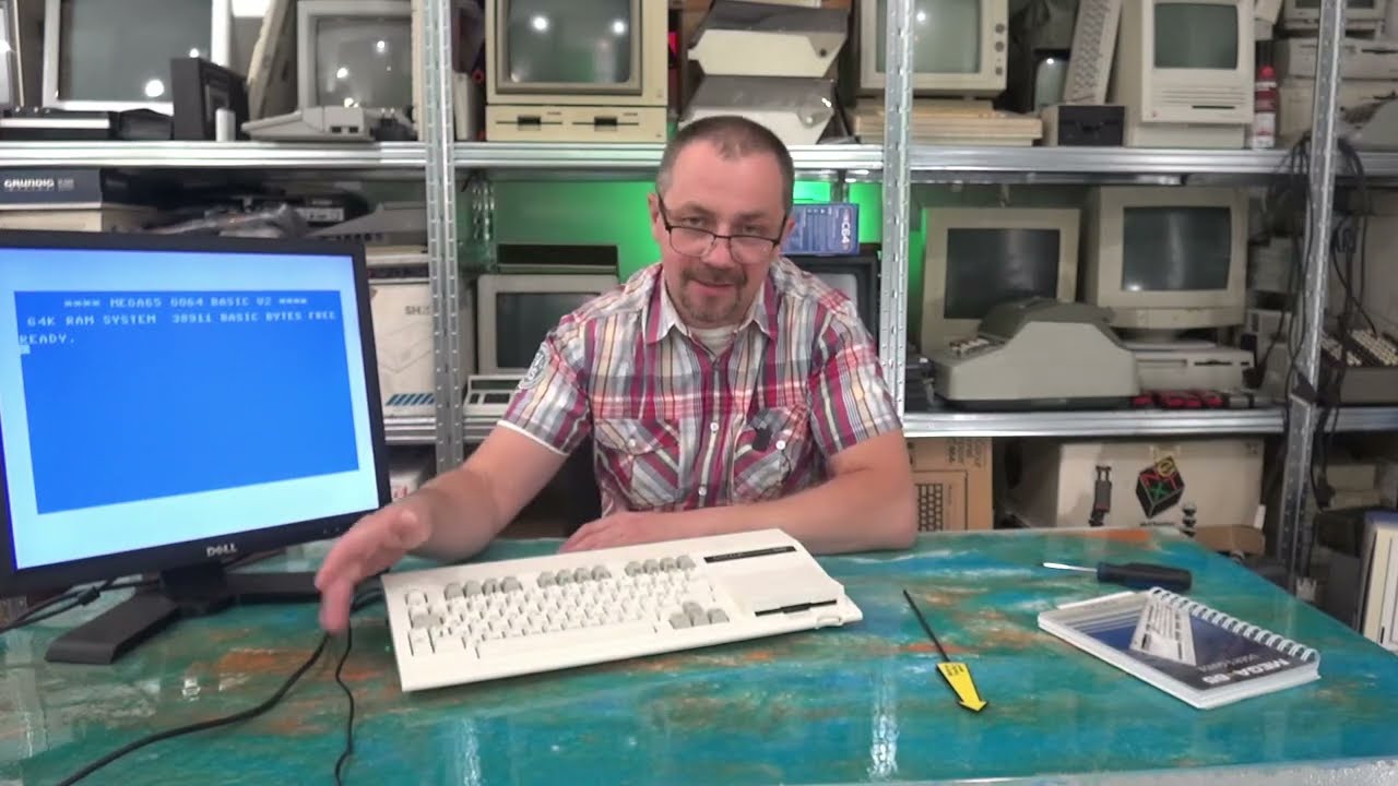Commodore 65 - MEGA 65 to nowoczesna wersja legendarnego komputera, która łączy nostalgię i technikę