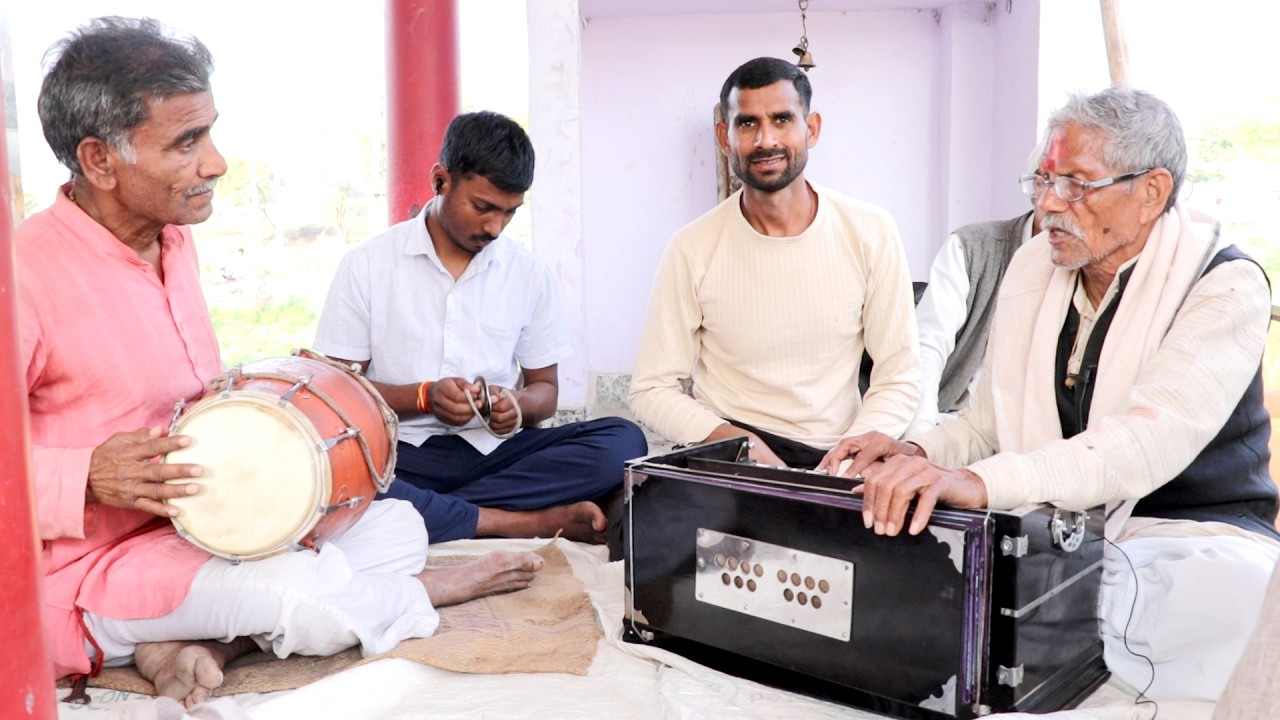 मानी न बात शिव की इनकार करते करते | चलदीं सती जी मैके हुंकार भरते भरते
