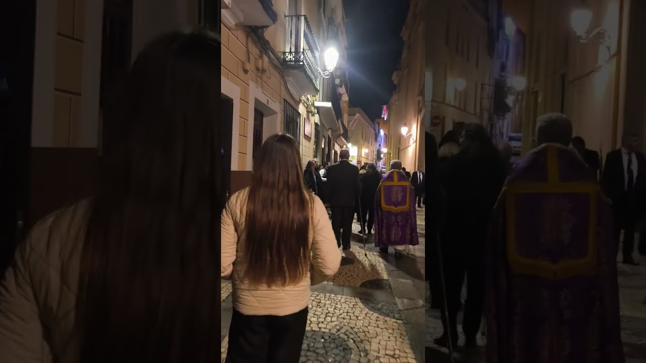 Traslado Gristo de la Umildad de regreso del Vía-Crucis en la Catedral 2025 Badajoz.
