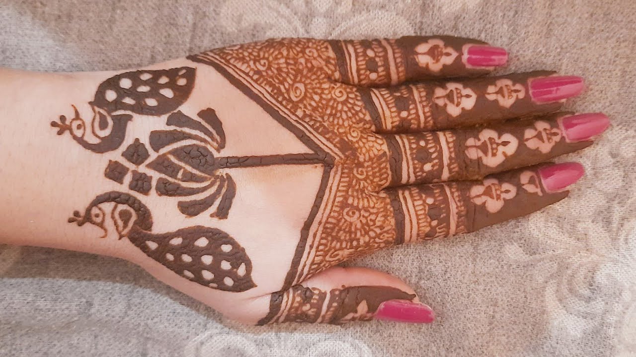 Designer mehndi for back hand ✨️ || Peacock mehndi design 🦚 || latest mehndi design ✨️ 