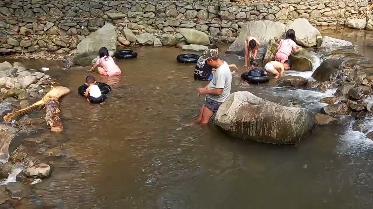 Main air di kali loji karawang (310825)