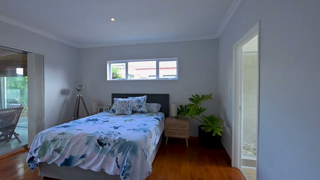 Somerset Close, Sunningdale