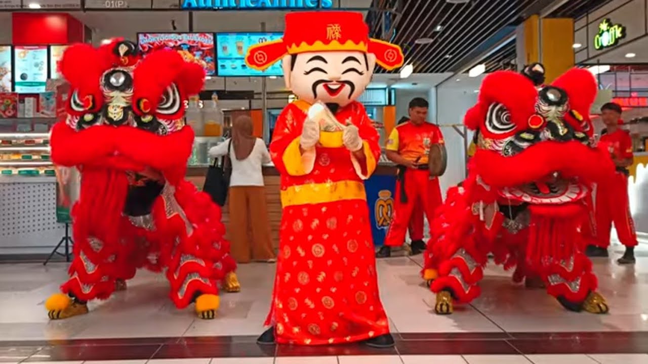 Lion Dance with God of Prosperity visit PJ 2025