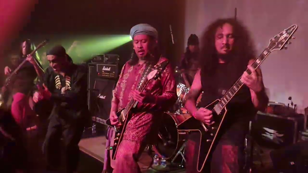 Langsuir Gurindam jampi Pendinding Live 30th Anniversary Nebiula Production 
