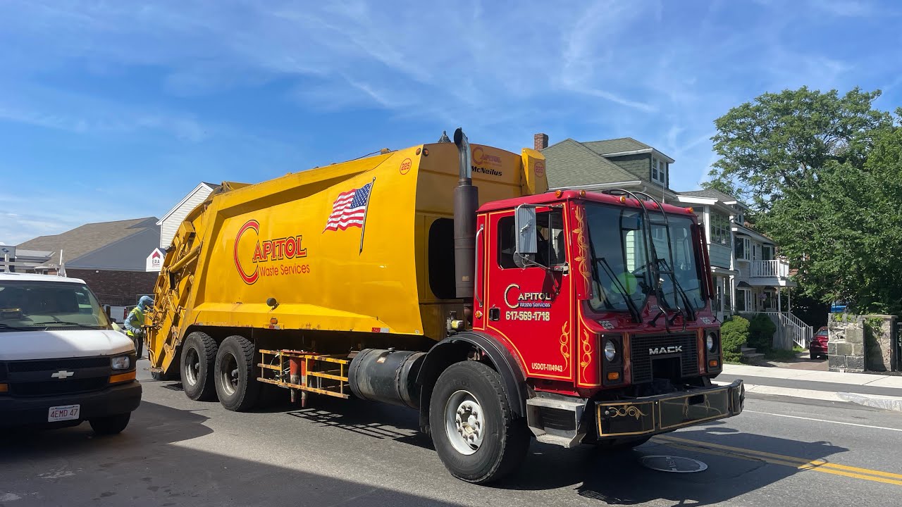 Capitol Waste Services 225 ~ Mack MR McNeilus Rear Loader