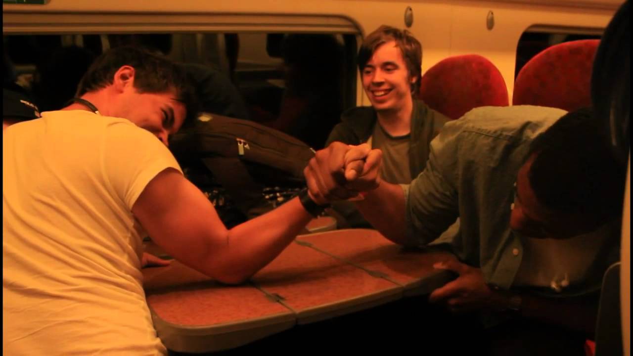 Shuffle vs Kyzertron arm wresting