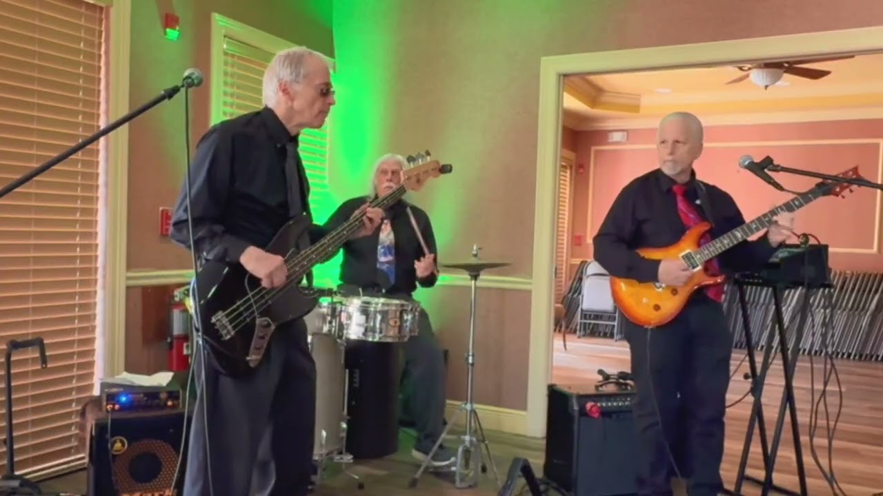 Pat And The Shadows   Rock Around The Clock