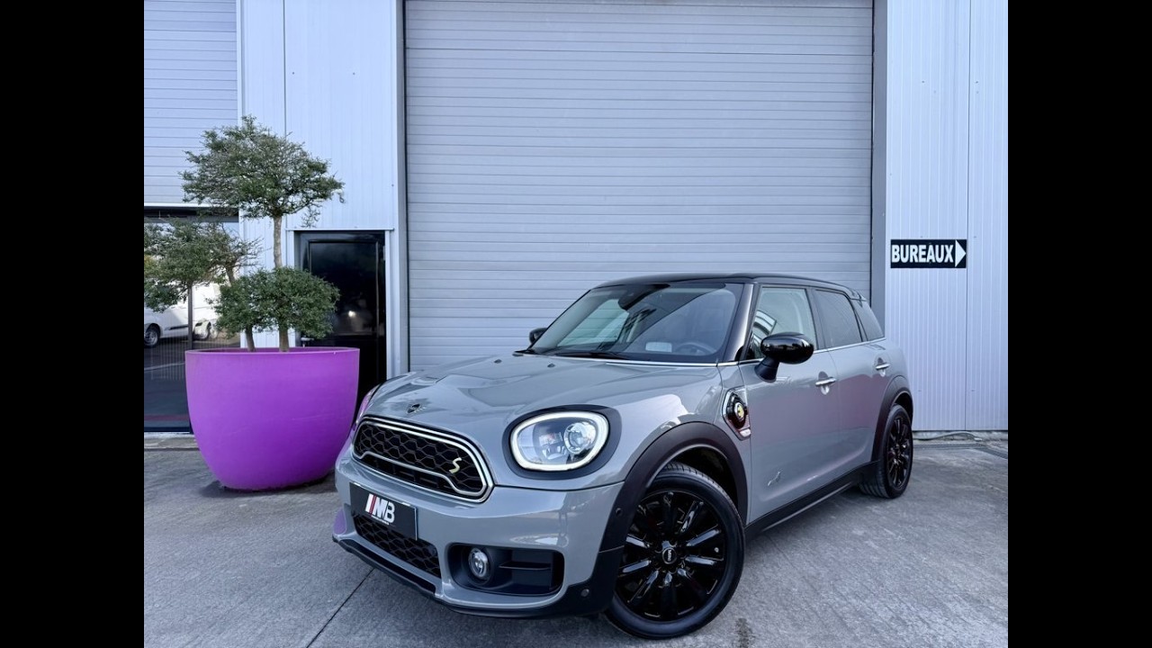 Venez découvrir en vidéo notre MINI COUNTRYMAN SE disponible à la vente chez Mb Synergies Auto.