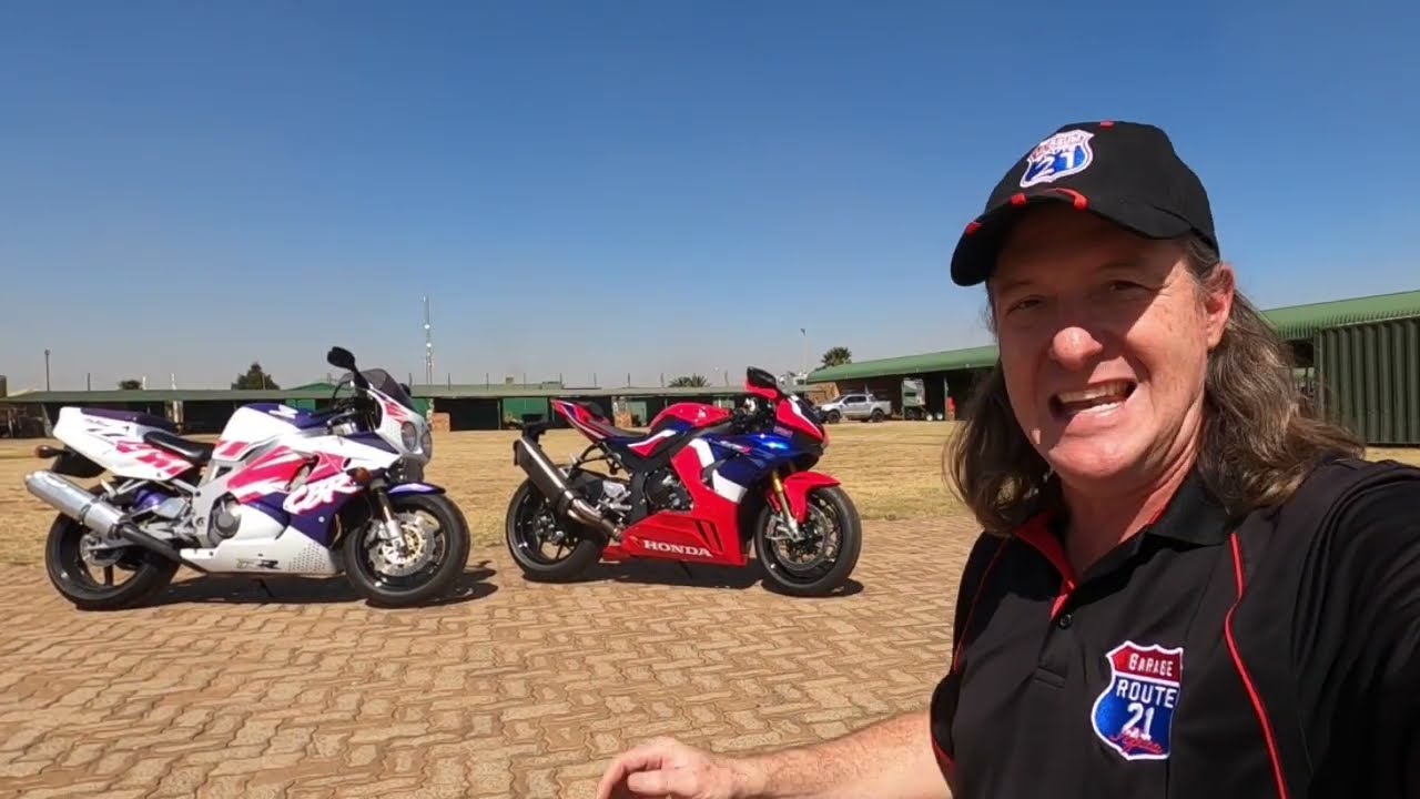 Honda CBR Fireblade 30 year Comparison 1992 vs 2022