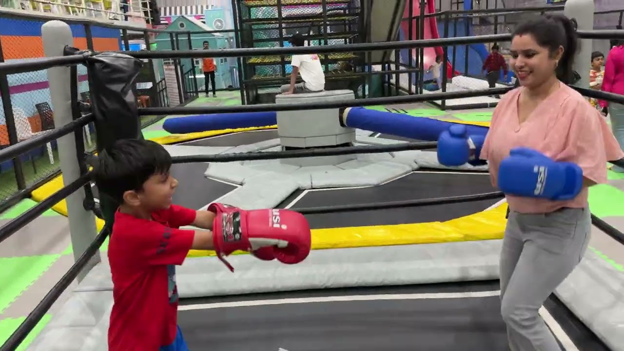 Duggu ne liye trampoline park ke mje 😊🥰