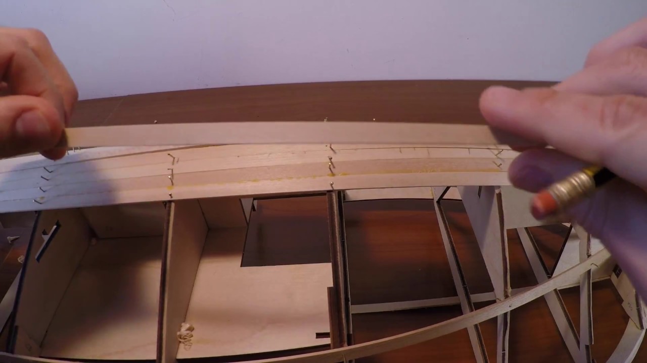 Part. 8 - Shaped strips - Amati Italian runabout - Riva Aquarama