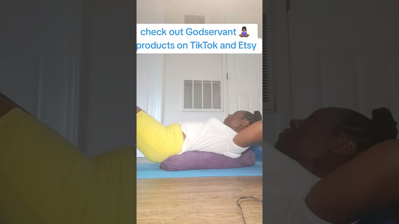 Relaxing Yin Yoga 🧘🏼‍♂️ #godservant #yogaequipment