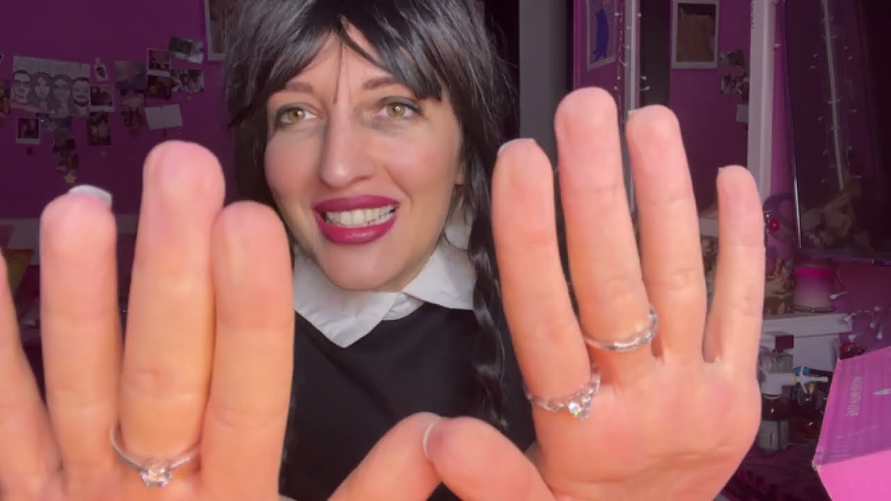 Mi trasformo in Mercoledì Addams e faccio fails a raffica